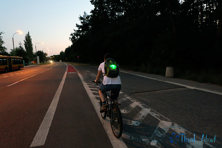 LuckyWay - recenzja plecaka rowerowego z sygnalizatorem luckyway_l18 (5)