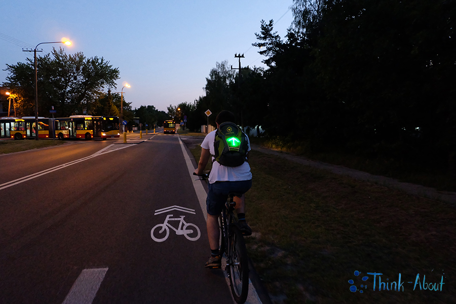 LuckyWay - recenzja plecaka rowerowego z sygnalizatorem luckyway_l18 (7)