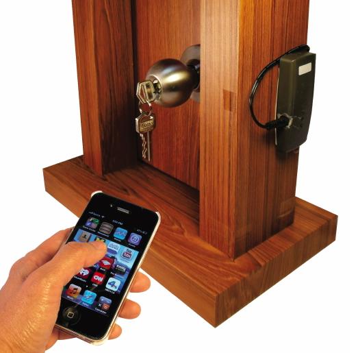 SmartPhones Keyless Door Lock – zamykanie drzwi smartphonem SmartPhones Keyless Door Lock - zamykanie drzwi smartphonem
