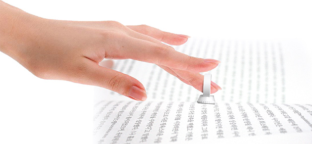 Eye Ring – konwerter dla niedowidzących osób, zamknięty w małym pierścionku Eye Ring - konwerter dla niedowidzących osób, zamknięty w małym pierścionku