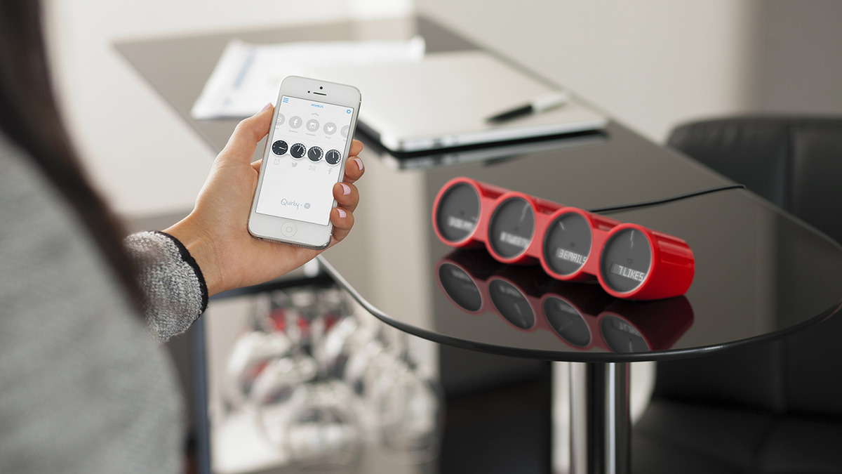 Nimbus – budzik z funkcją sprawdzania facebooka Nimbus - budzik z funkcją sprawdzania facebooka