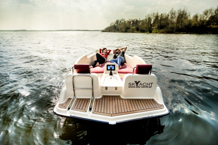 JOYBOAT – łódź polskiej produkcji, która pozwala zapomnieć o zimie JOYBOAT - łódź polskiej produkcji, która pozwala zapomnieć o zimie