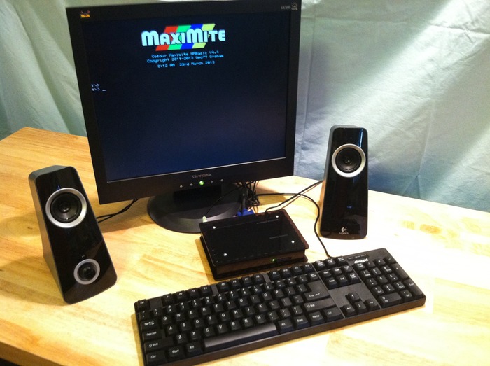 Maximite BBX – współczesna wersja Commodore 64 i Apple II w jednym Maximite BBX - współczesna wersja Commodore 64 i Apple II w jednym