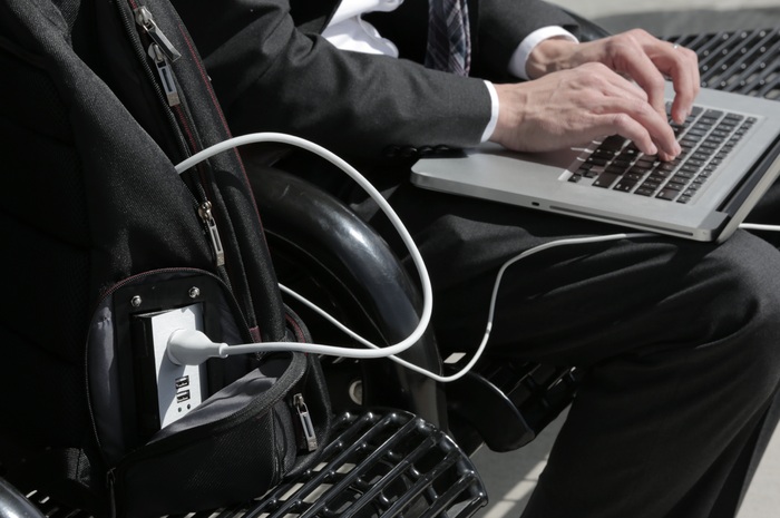 GoPlug – dodatkowe zasilanie umieszczone w torbie podróżnej GoPlug - dodatkowe zasilanie umieszczone w torbie podróżnej