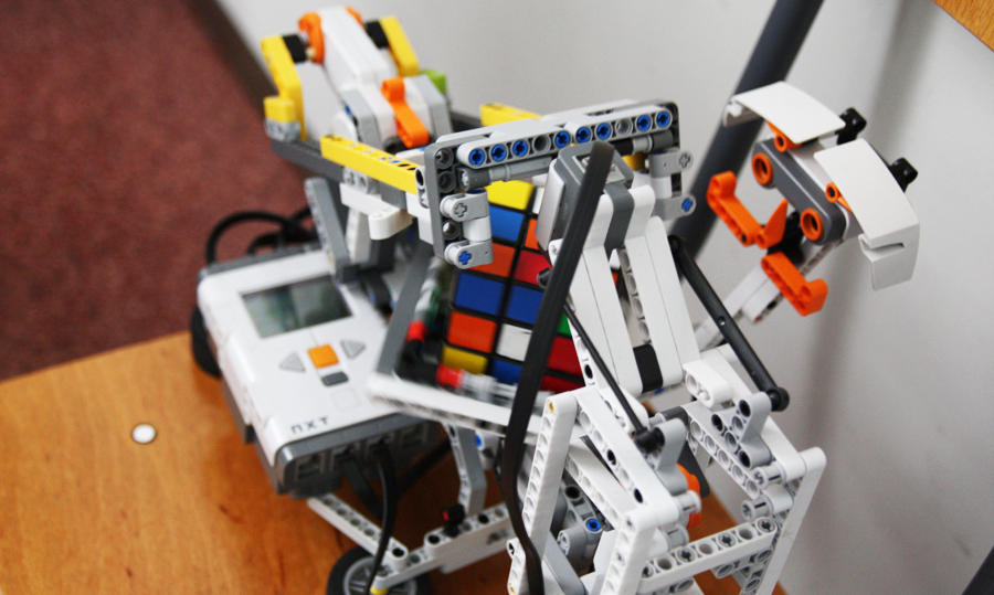 Naukowy Dzień Dziecka i zawody Lego sumo – nasze wrażenia Naukowy Dzień Dziecka i zawody Lego sumo - nasze wrażenia