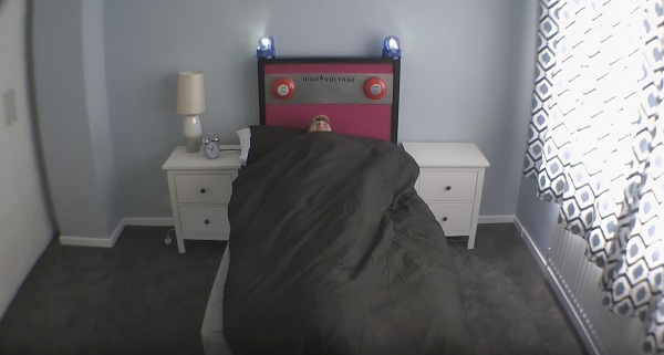  The High Voltage Ejector Bed – najmocniejszy budzik na świecie