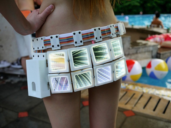  Infinity Skirt – futurystyczne mini od SexyCyborg
