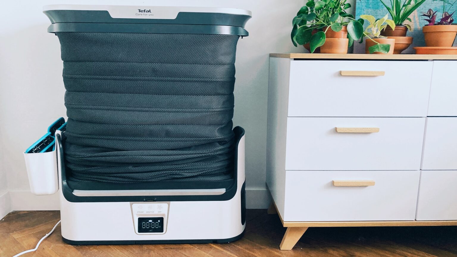 Automatyczna szafa parowa Tefal Care For You to hit, ale… tefal-care-for-you