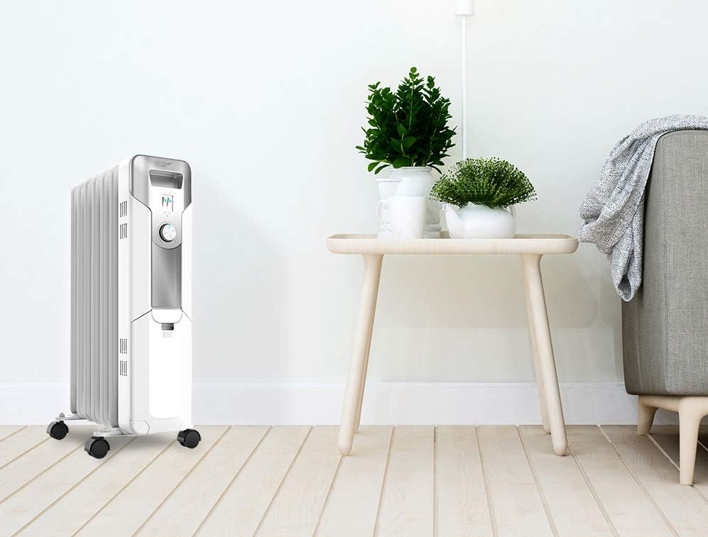 Zabezpieczone: Grzejnik elektryczny olejowy czy konwektorowy? Różnice i najważniejsze cechy Grzejnik olejowy cecotec
