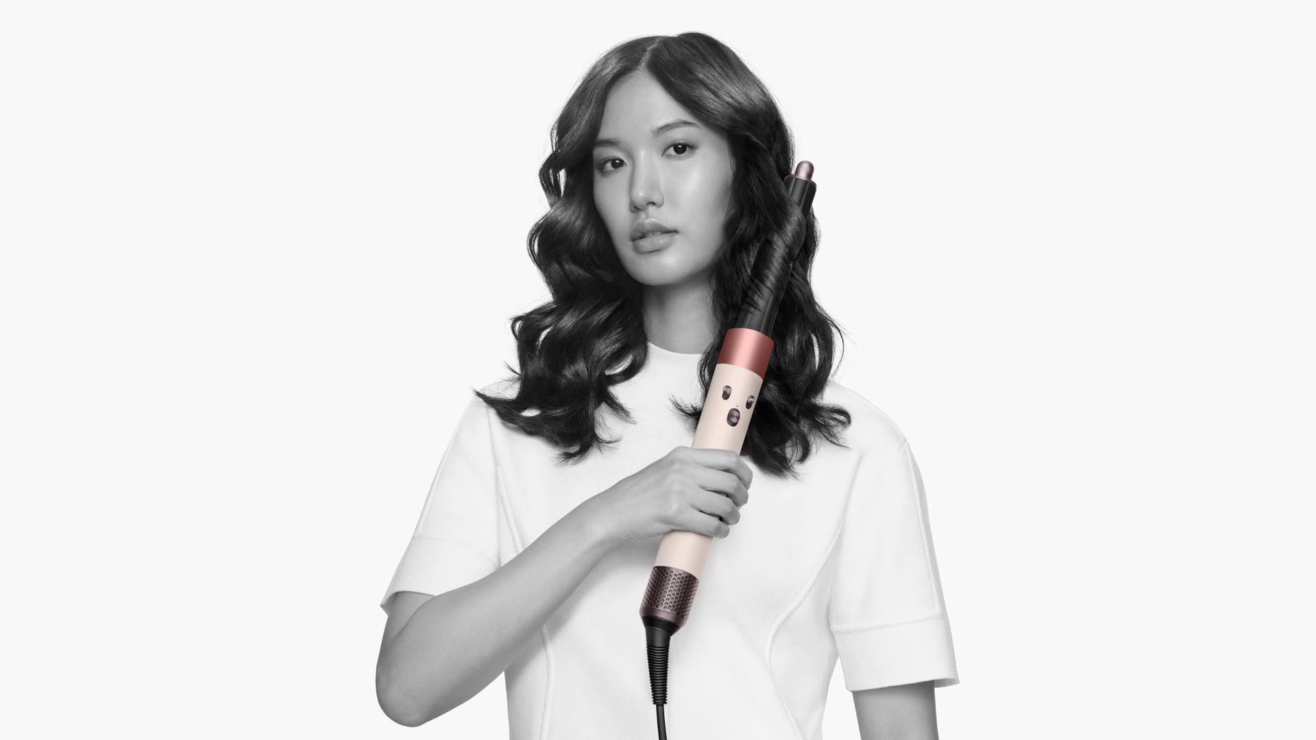 Dyson wprowadził nową wersję produktów do stylizacji włosów! Kto chce akcesoria z edycji limitowanej, ten musi się spieszyć! dyson multistyler dzień matki