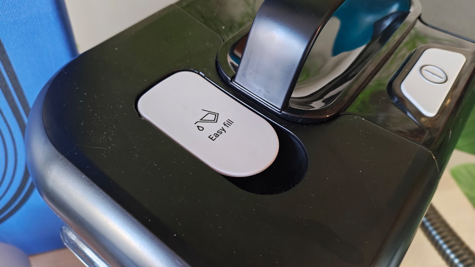 Zbiornik na wodę czystą odkurzacza piorącego Tefal Clean It.