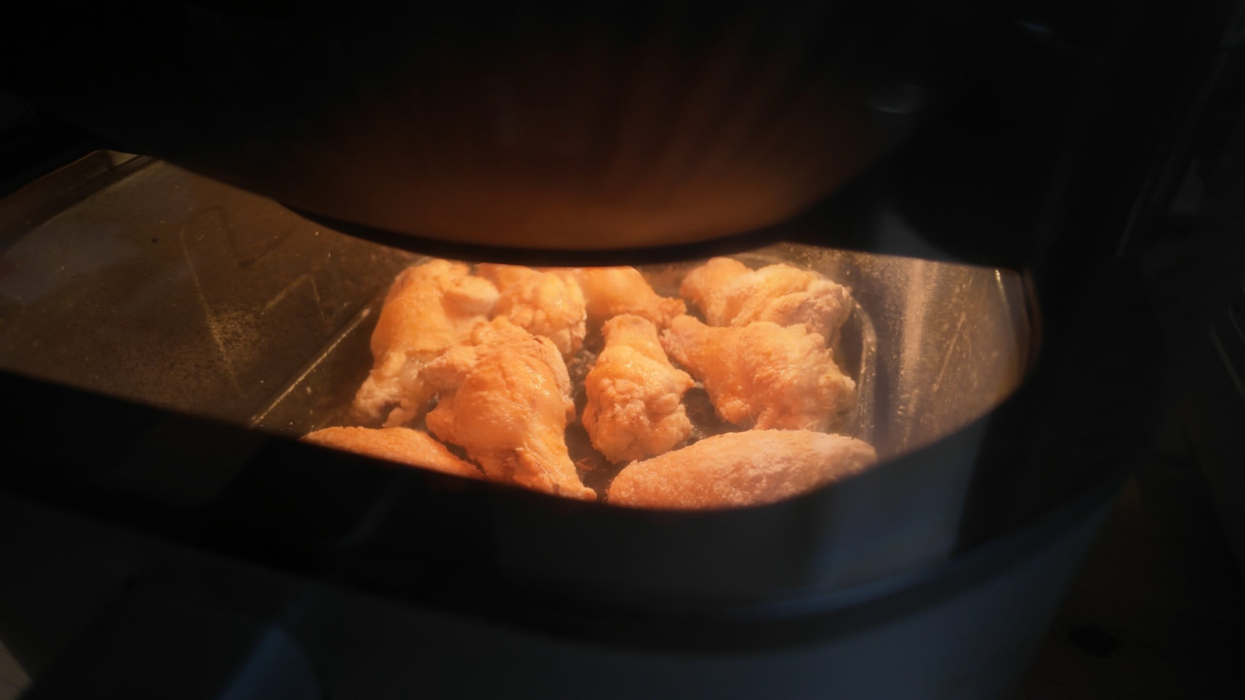 Tefal zrobił coś nowego. I nie, nie chodzi o kolejną kieszeń Tefal zrobił coś nowego. I nie, nie chodzi o kolejną kieszeń